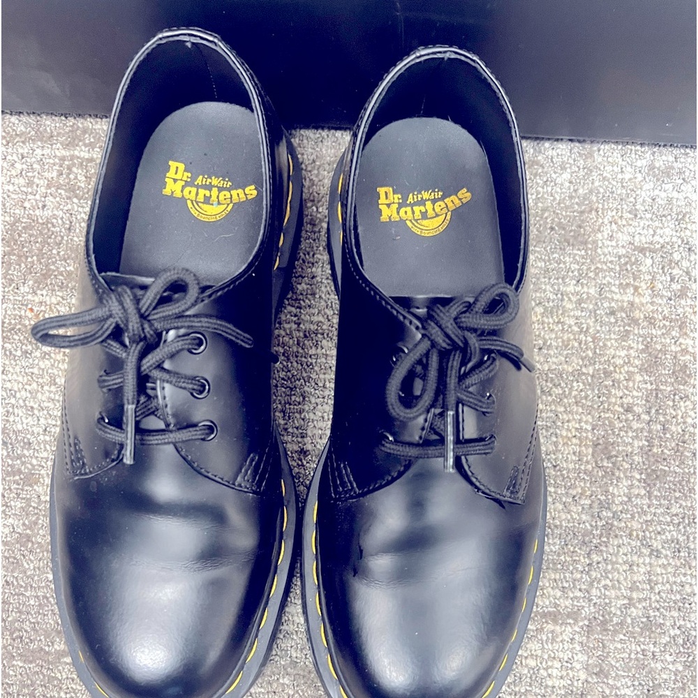 Almost new Dr Martens with original shoe box